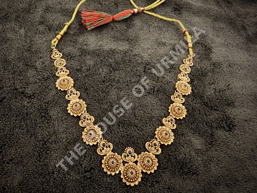 Round Butta Kemp Short Necklace