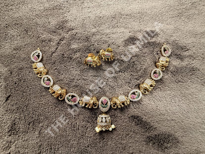 VAIBHAVI — Antique Gold Elephant & Peacock Necklace Set