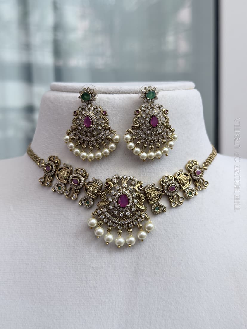MEENAKSHI — Antique Kemp Peacock Bridal Necklace Set