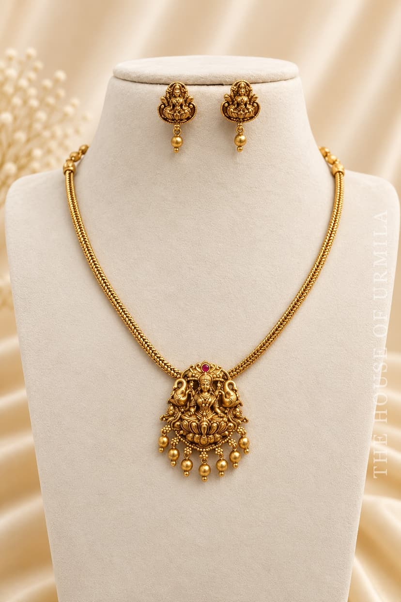 KAMALA — Temple Jewellery Gaja Lakshmi Pendant Necklace Set