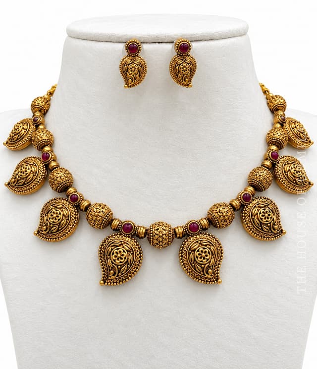 ANAGHA — Antique Gold Paisley Floral Bead Necklace Set