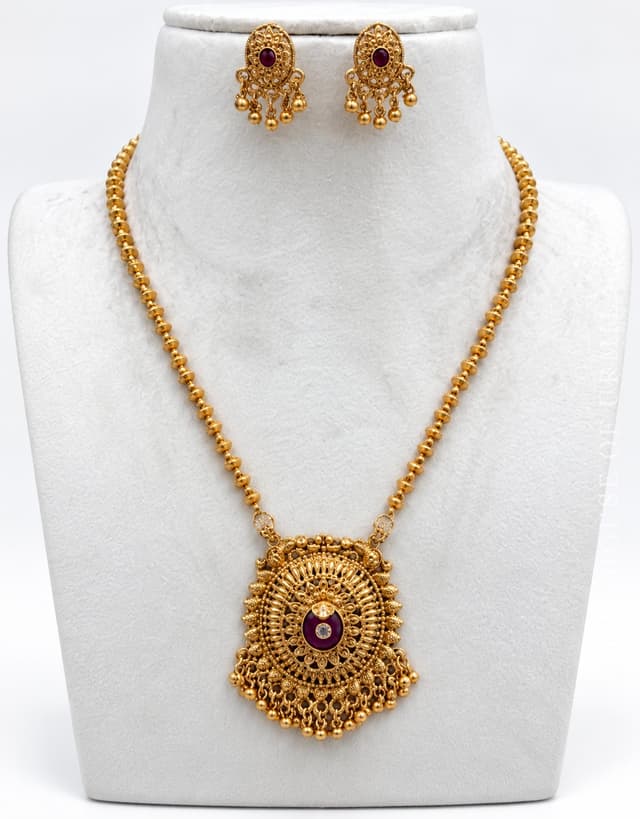 SUDESHNA — Antique Gold Amethyst Filigree Pendant Necklace Set